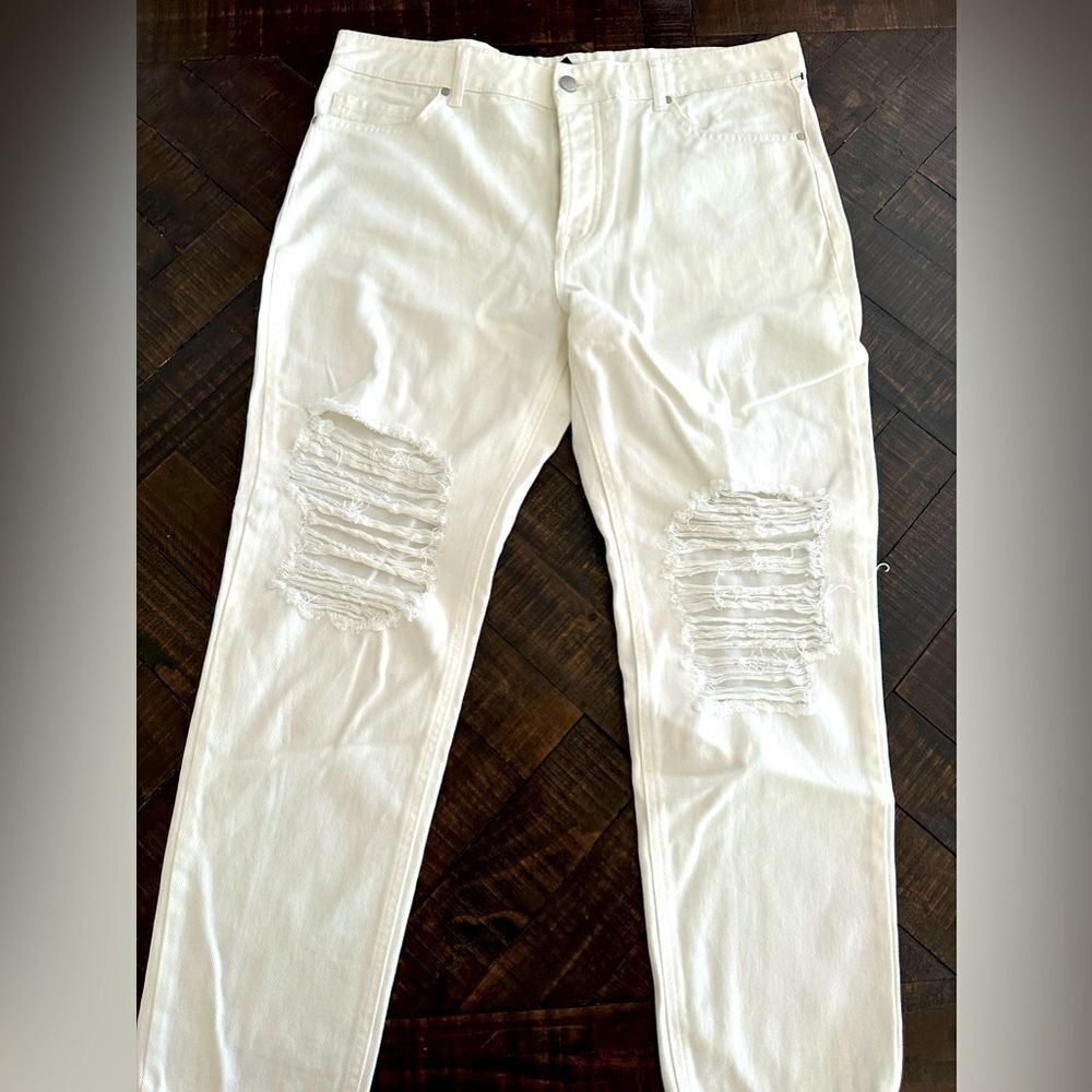 🌸 AFRM White High Rise Ripped Distressed Jeans Size 30 - Picture 4 of 7